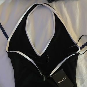 3/$15 NWT BODYSUIT